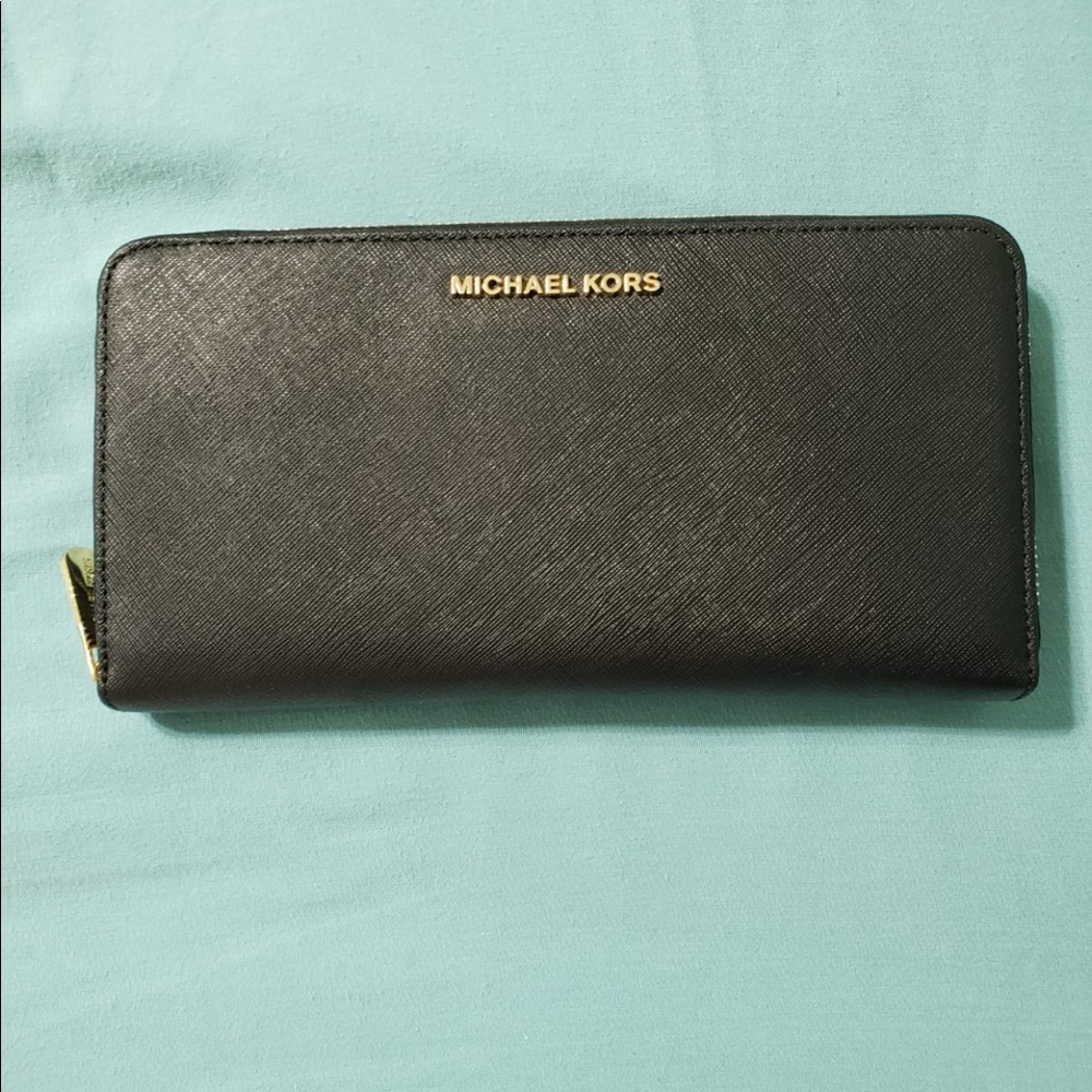 Authentic Michael Kors - image 1